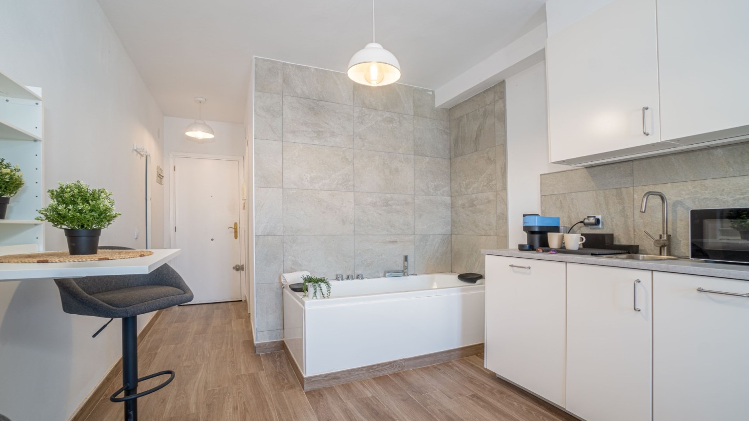 Estudio en venta con licencia turística en Empuriabrava
