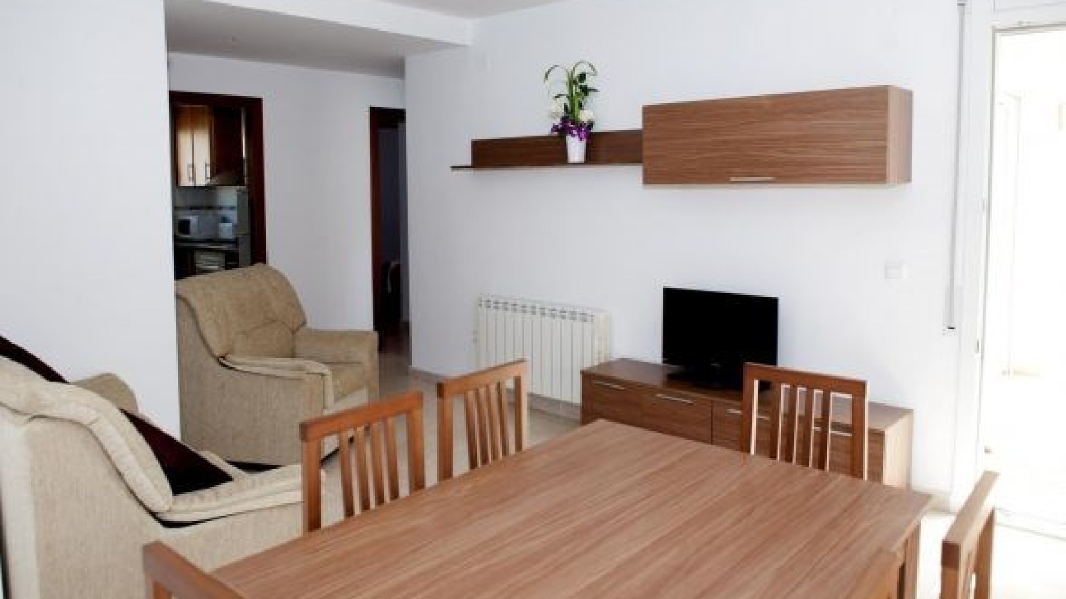 Apartamento de alquiler, en Sta. Margarita, con 2 dormitoriso y plaza de parking.