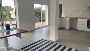 Bonito apartamemento en alquiler en Cau del Llop