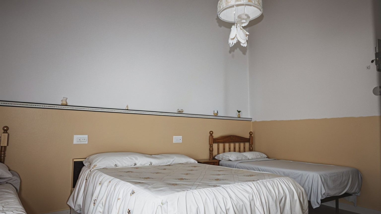 Magnífica casa en venta, de tres plantas, en Borrassà