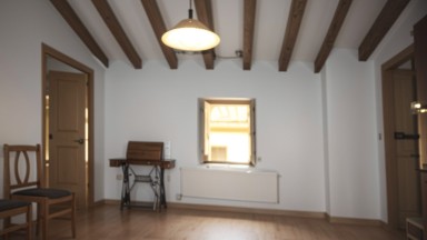 Magnífica casa en venta, de tres plantas, en Borrassà