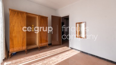 EDIFICI EN VENDA EN SARRIÀ DE TER
