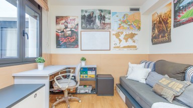 Appartement meublé à vendre ou louer 4 chambres et 2 places de parking.