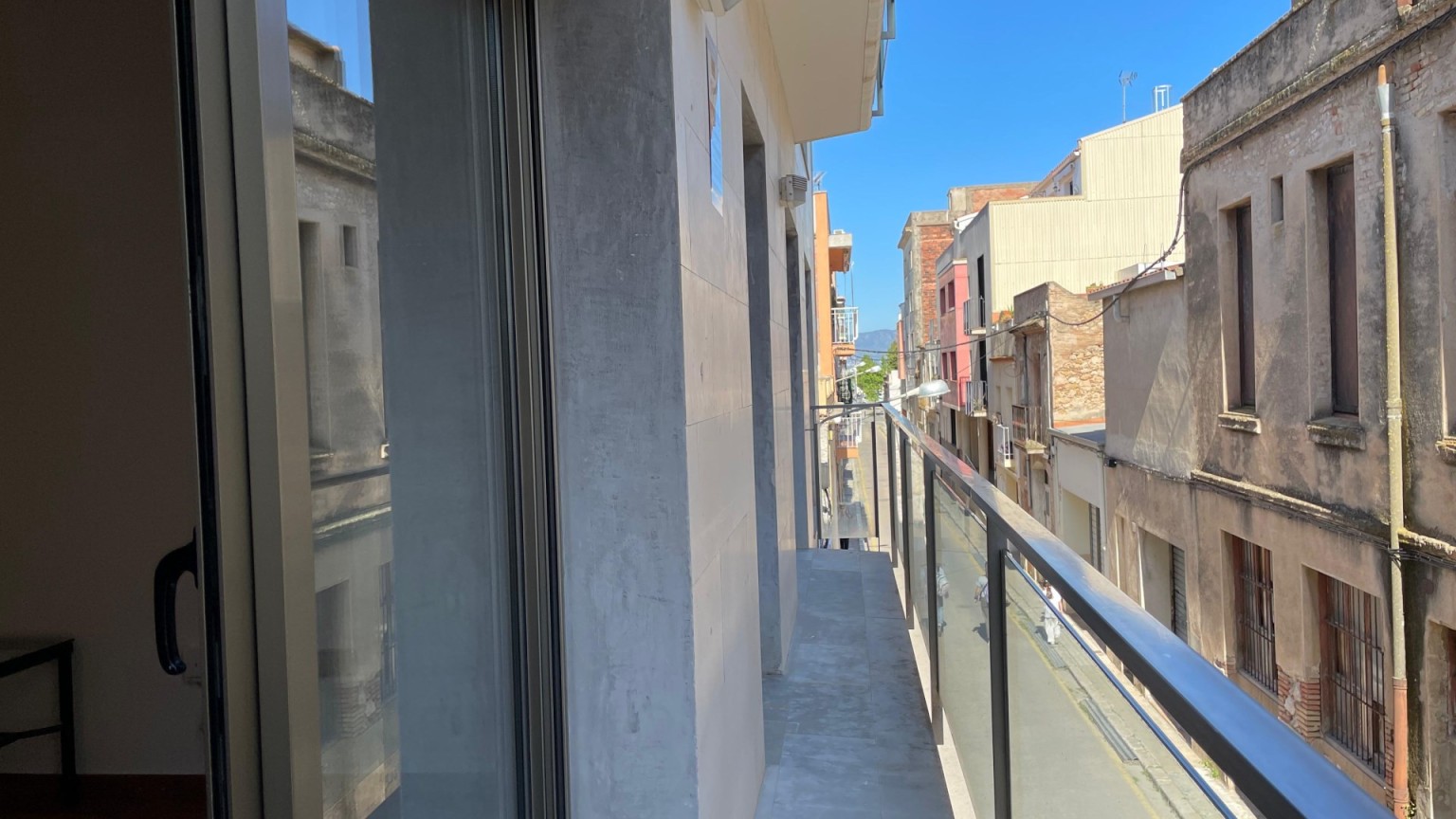Pis en venda de tres habitacions amb pàrquing inclòs, a Figueres