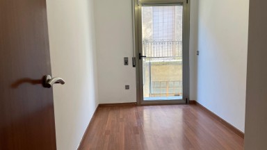 Pis en venda de tres habitacions amb pàrquing inclòs, a Figueres
