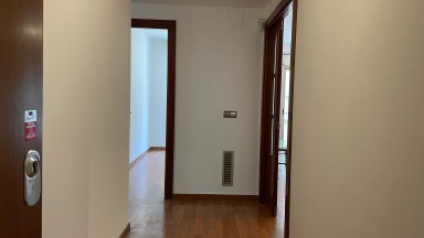 Pis en venda de tres habitacions amb pàrquing inclòs, a Figueres