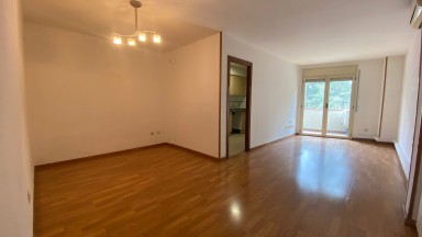Piso en buen estado, ideal para vivir. 