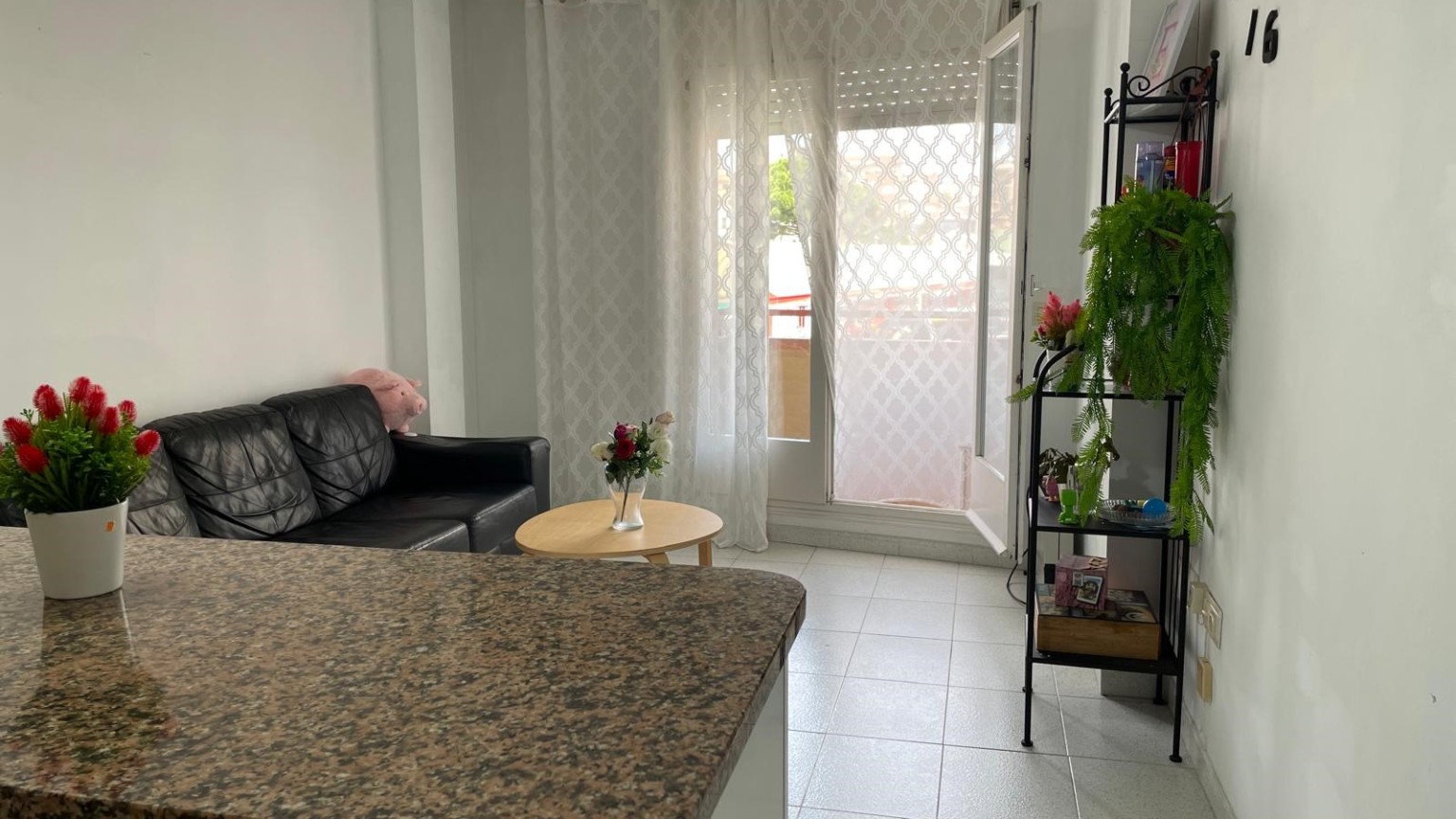 Acogedor piso en venta, de un dormitorio, con trastero incluido, en el centro de Figueres