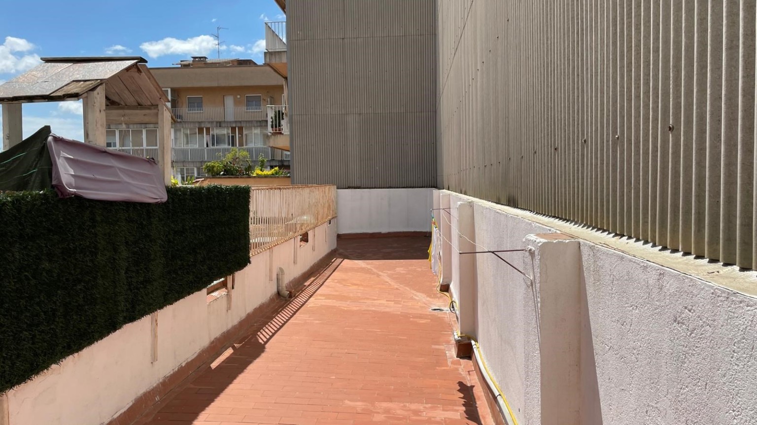 Acogedor piso en venta, de un dormitorio, con trastero incluido, en el centro de Figueres