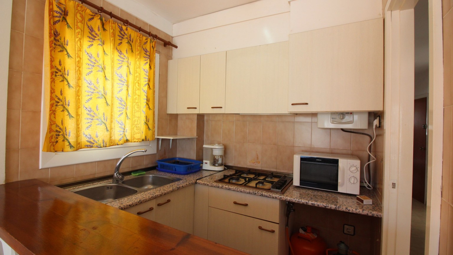 Flat for seasonal rental as a 2nd residence for work or holiday purposes in Sta. Margarita with two bedrooms.