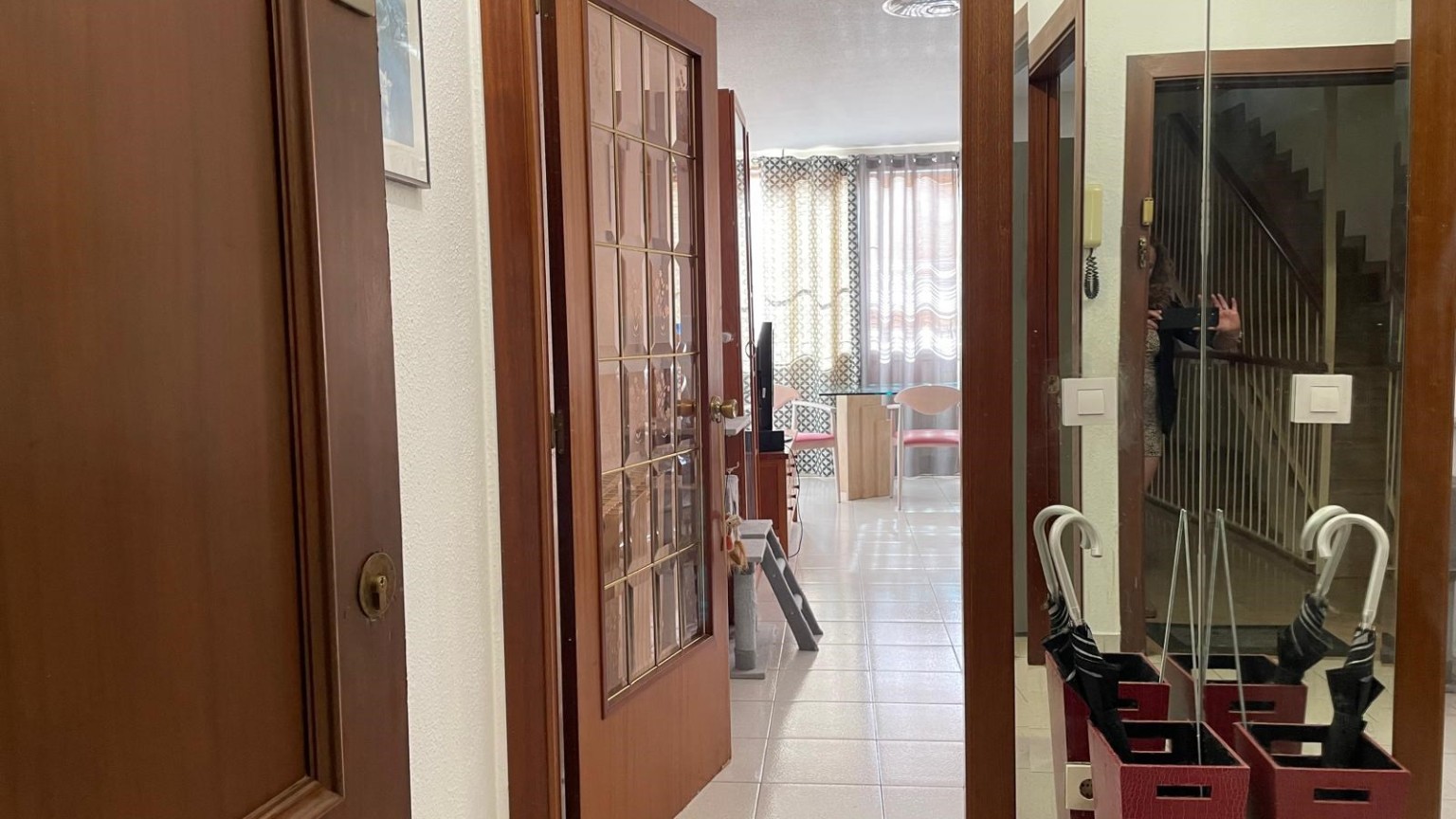 Piso en venta de tres habitaciones, a pocos metros del centro, en Figueres