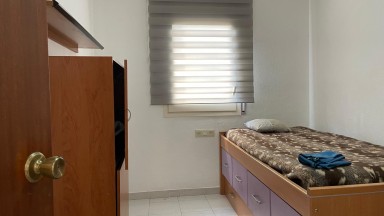 Piso en venta de tres habitaciones, a pocos metros del centro, en Figueres