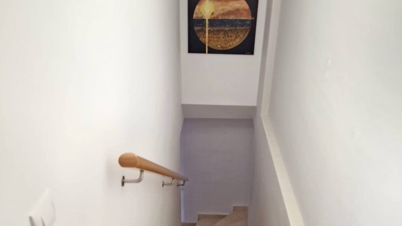 Duplex at 200 mts from the beach of Roses with 3 bedrooms and parking space. 