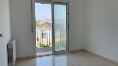 Townhouse for sale, two floors, with garden, area Olivar Gran de Figueres