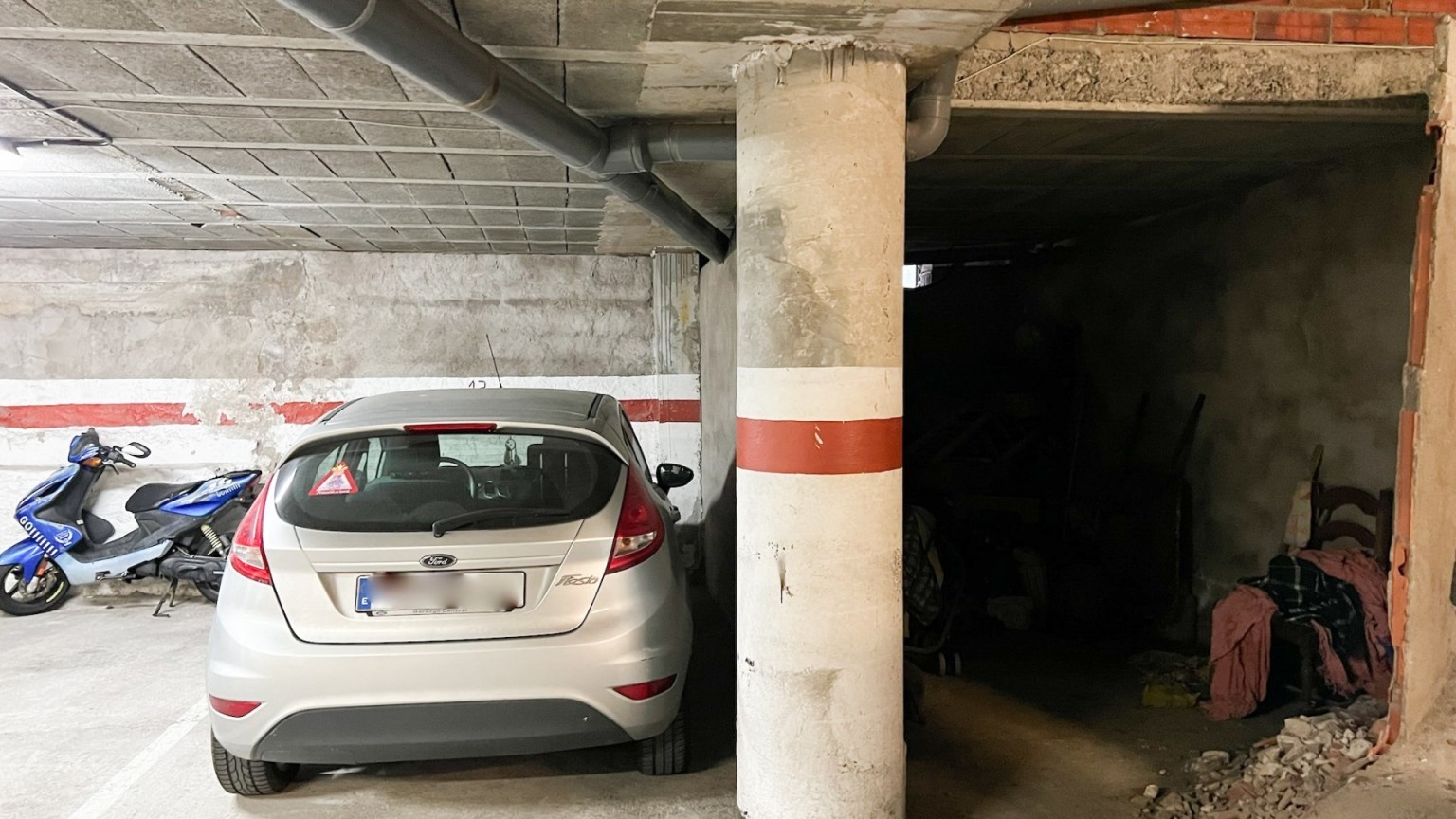 Parquing en venta en el centro de la Vila