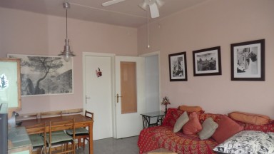 Apartamento para invertir, situado en zona Mas Oliva, con 2 dormitorios, piscina comunitaria y pk.