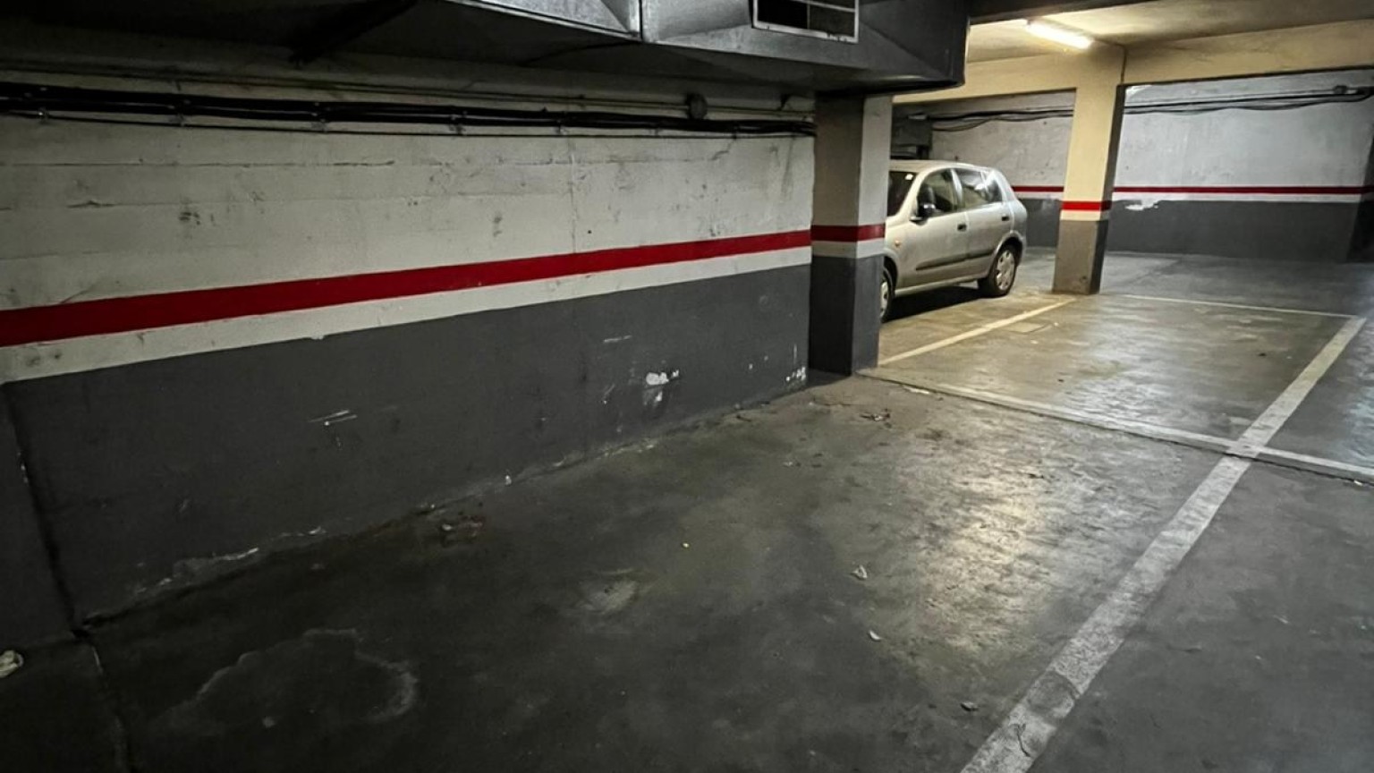 Parking lot for sale with very good access, located in Fontajau