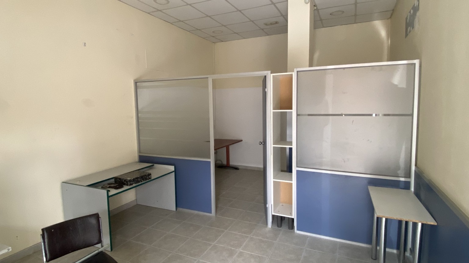 Local comercial en venda, de 140m².