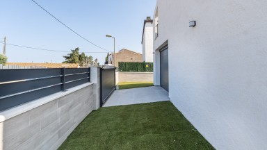 Magnífica casa unifamiliar en venda a Vilamacolum	