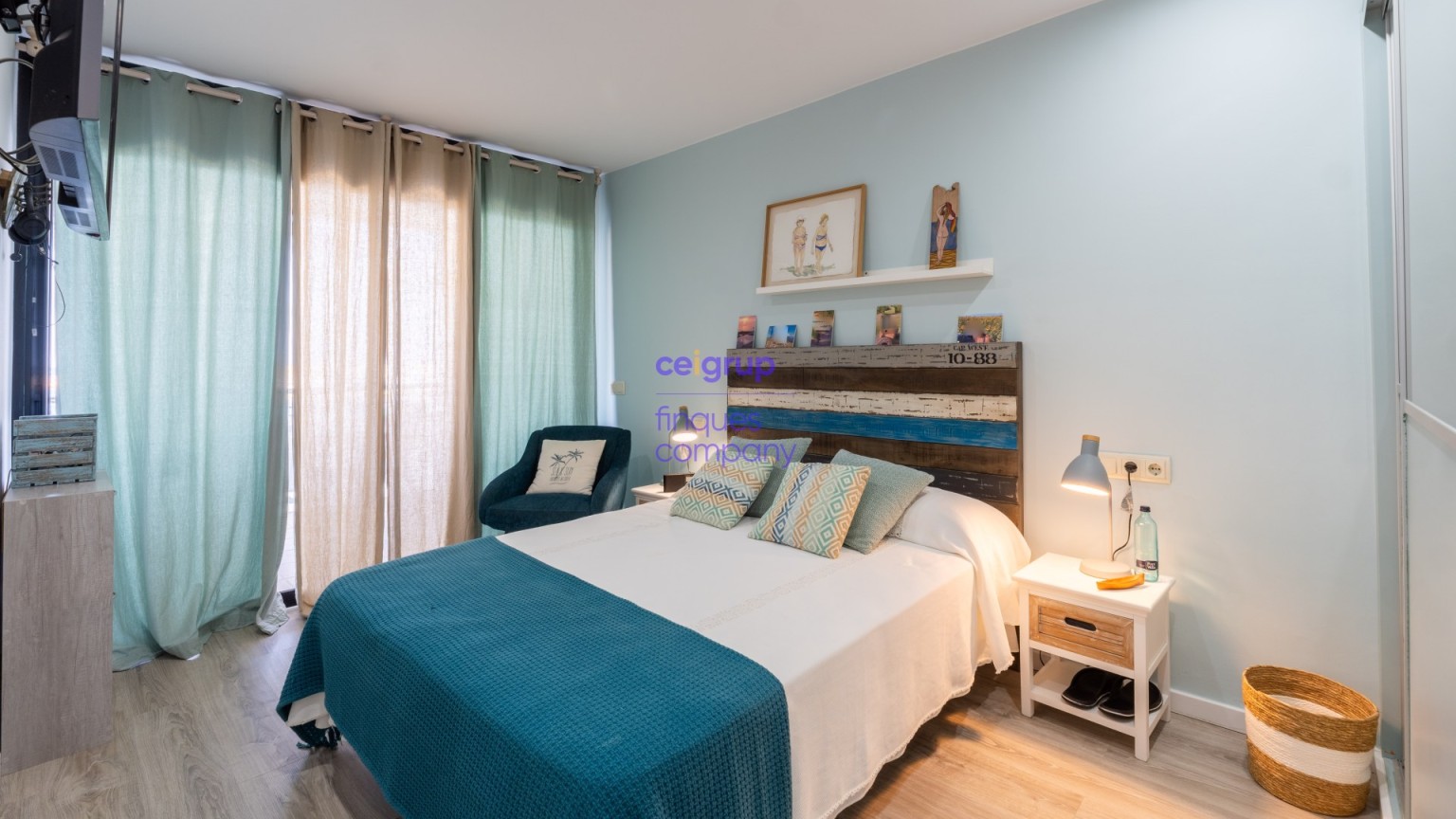 Apartamento en venta en primera línea de mar en El Port de Llançà 