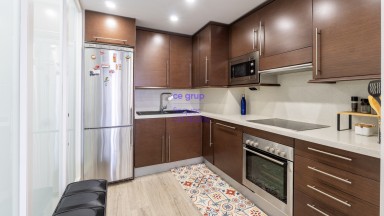 Apartamento en venta en primera línea de mar en El Port de Llançà 