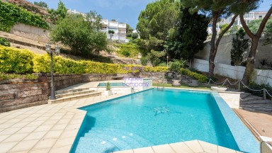 Fantástica casa en venta en Cau del Llop.