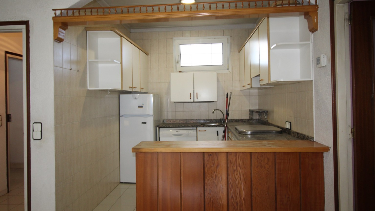 House for sale with dwelling and premises for boarding, in the Eixample area of Figueres