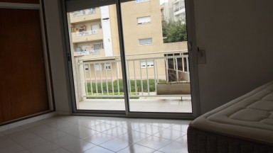 House for sale with dwelling and premises for boarding, in the Eixample area of Figueres