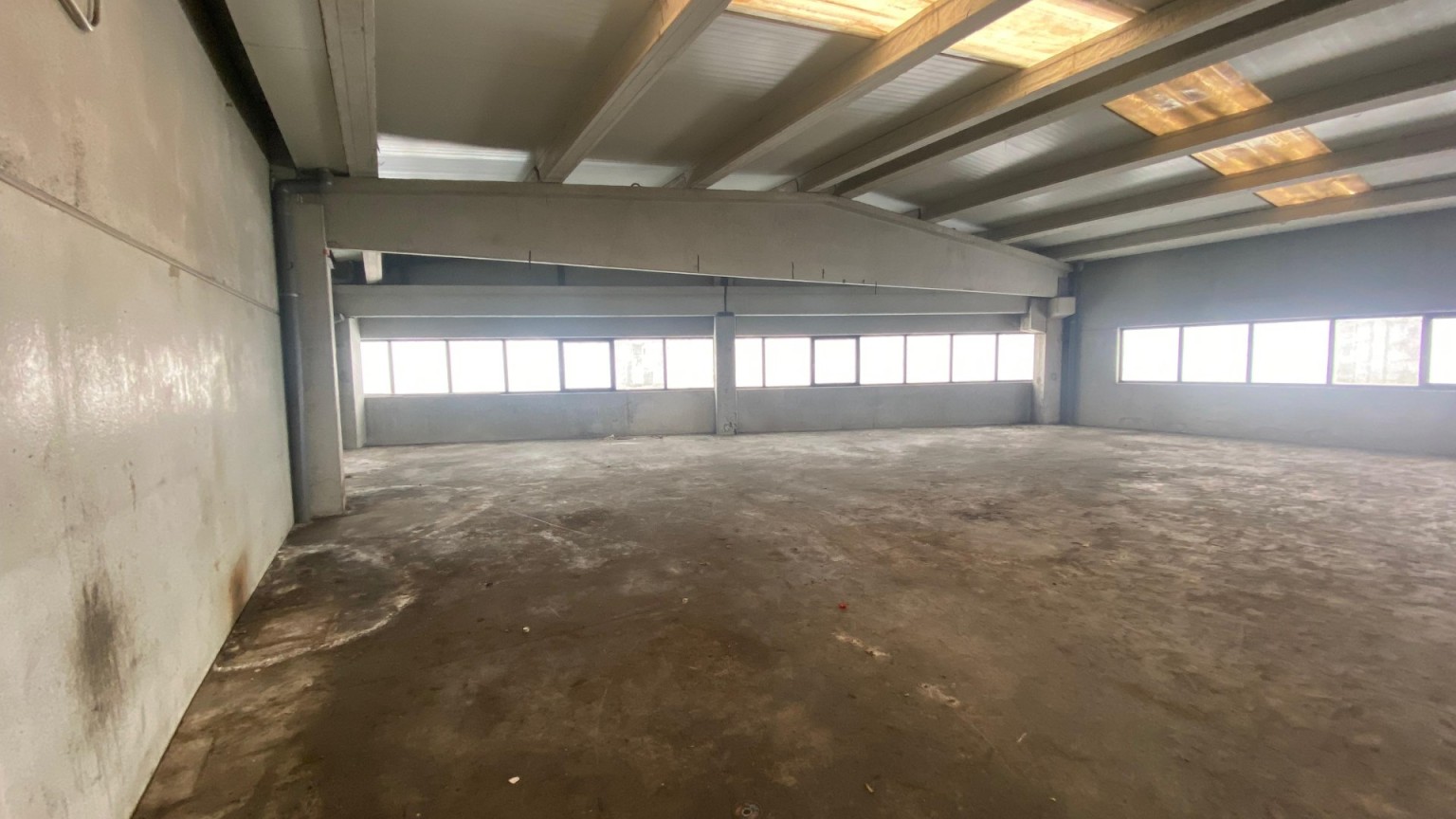 Industrial building for rent in Vilafant.