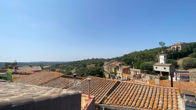 Se alguila acogedora casa en el pueblo de Rabós