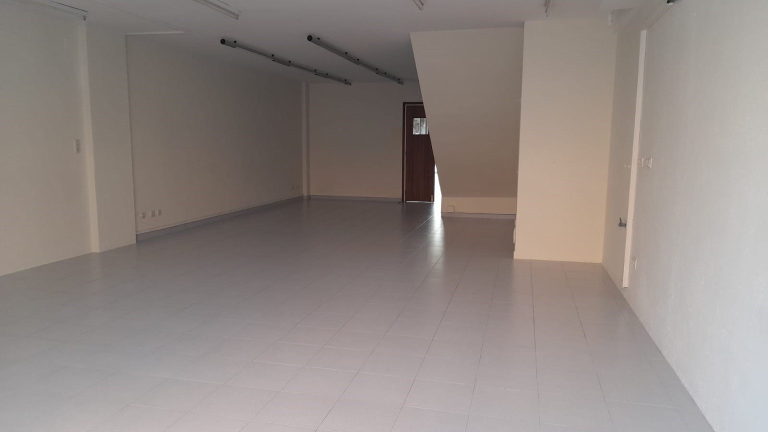 Excelente local comercial en venta, zona Horta Capallera de Figueres