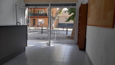 Excelente local comercial en venta, zona Horta Capallera de Figueres