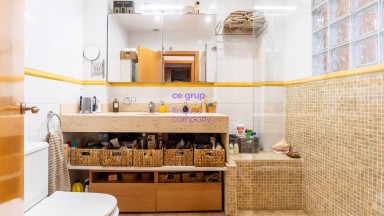 Maison Jumelée en vente avec garage au Port de Llançà. 