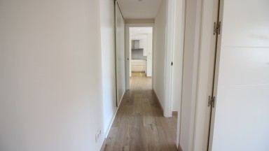 Flat for sale with terrace and sea view