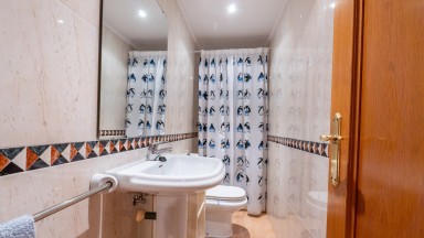 Bonita casa en venta en Colera