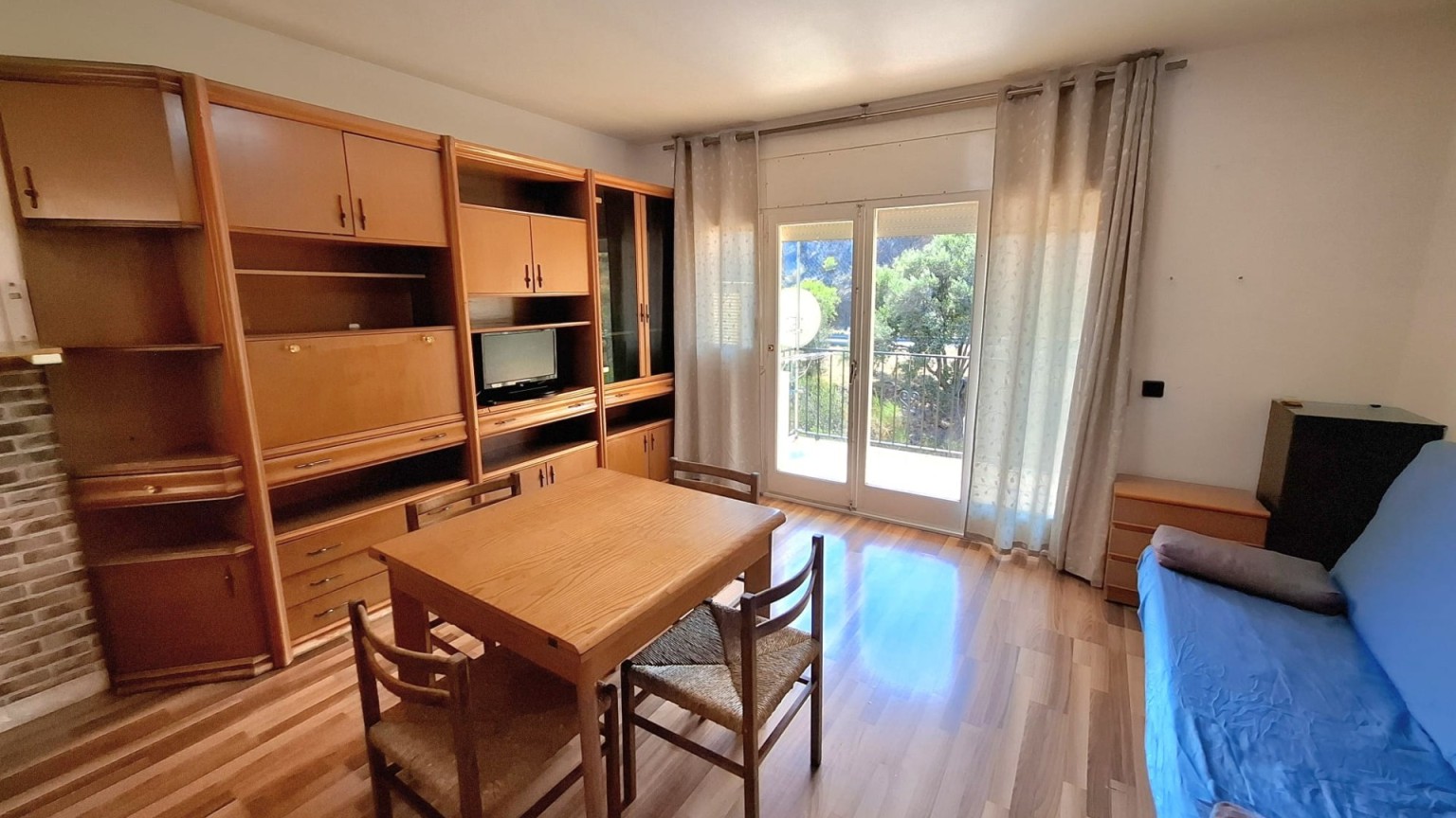 Bonito apartamento en venta en Colera