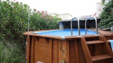 Casa en venda, zona Els Grecs amb 4 dormitoris i 3 banys.