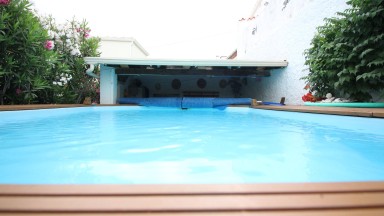 Casa en venda, zona Els Grecs amb 4 dormitoris i 3 banys.