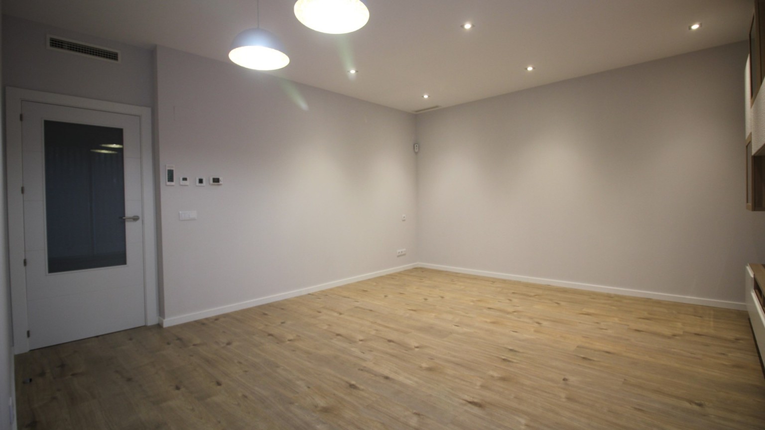  Fantastic apartment for rent in Célere Domeny.