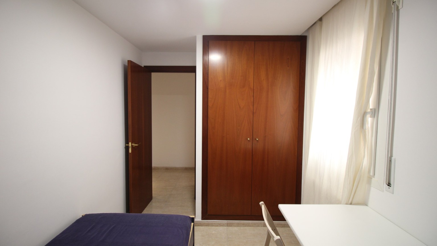 Soleado apartamento en alquiler en El Port de Llançà