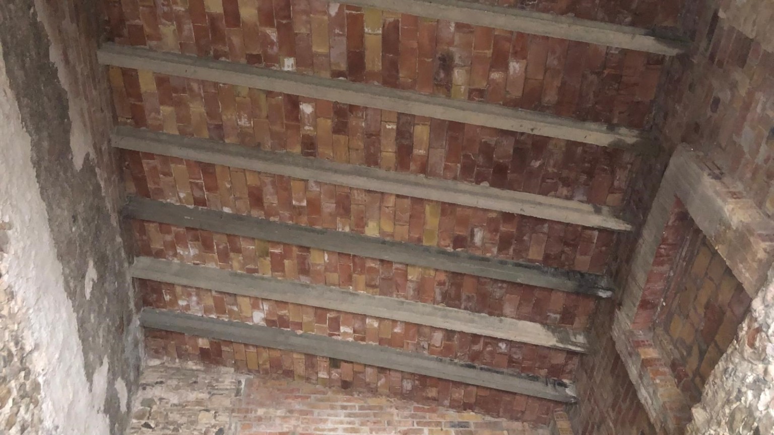 Grange à vendre, dans la vieille ville de Peralada