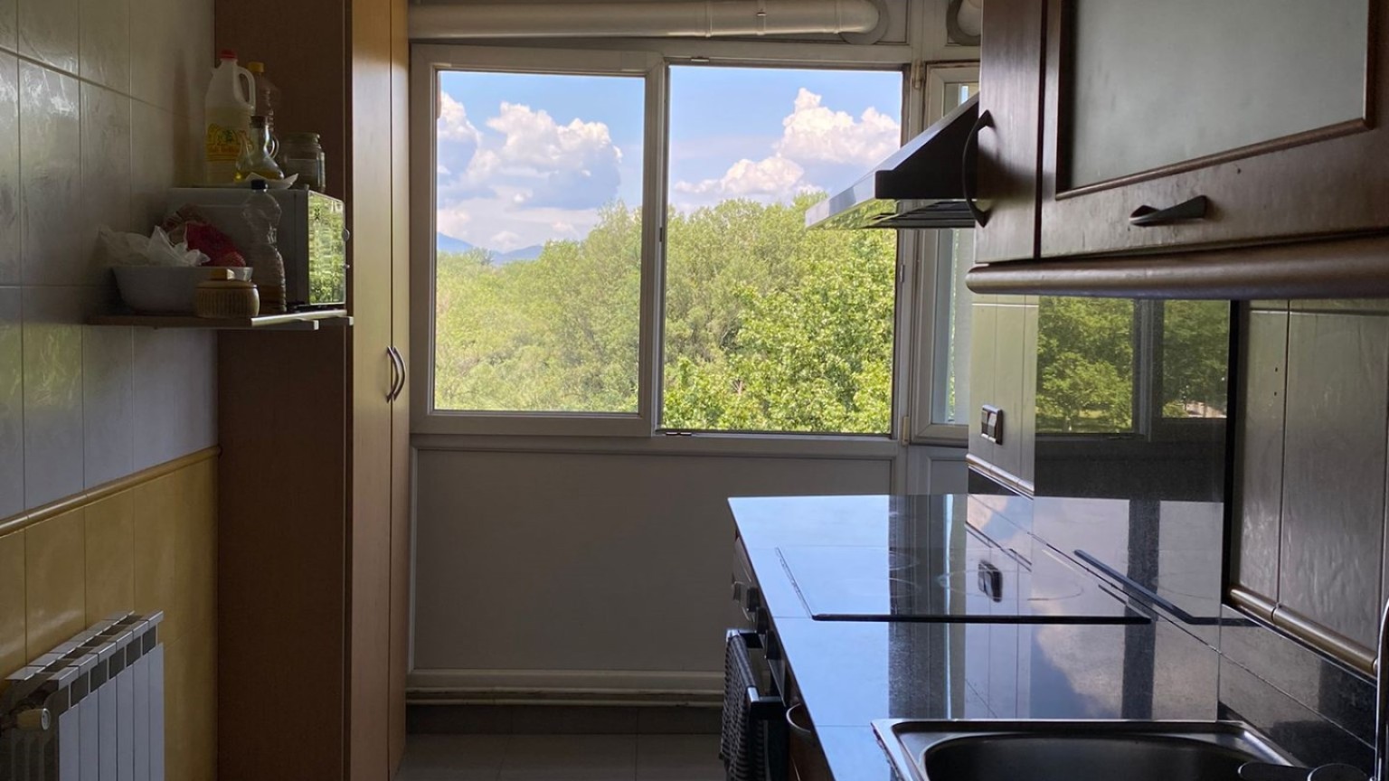 SEASONAL RENTAL APARTMENT FOR STUDENTS