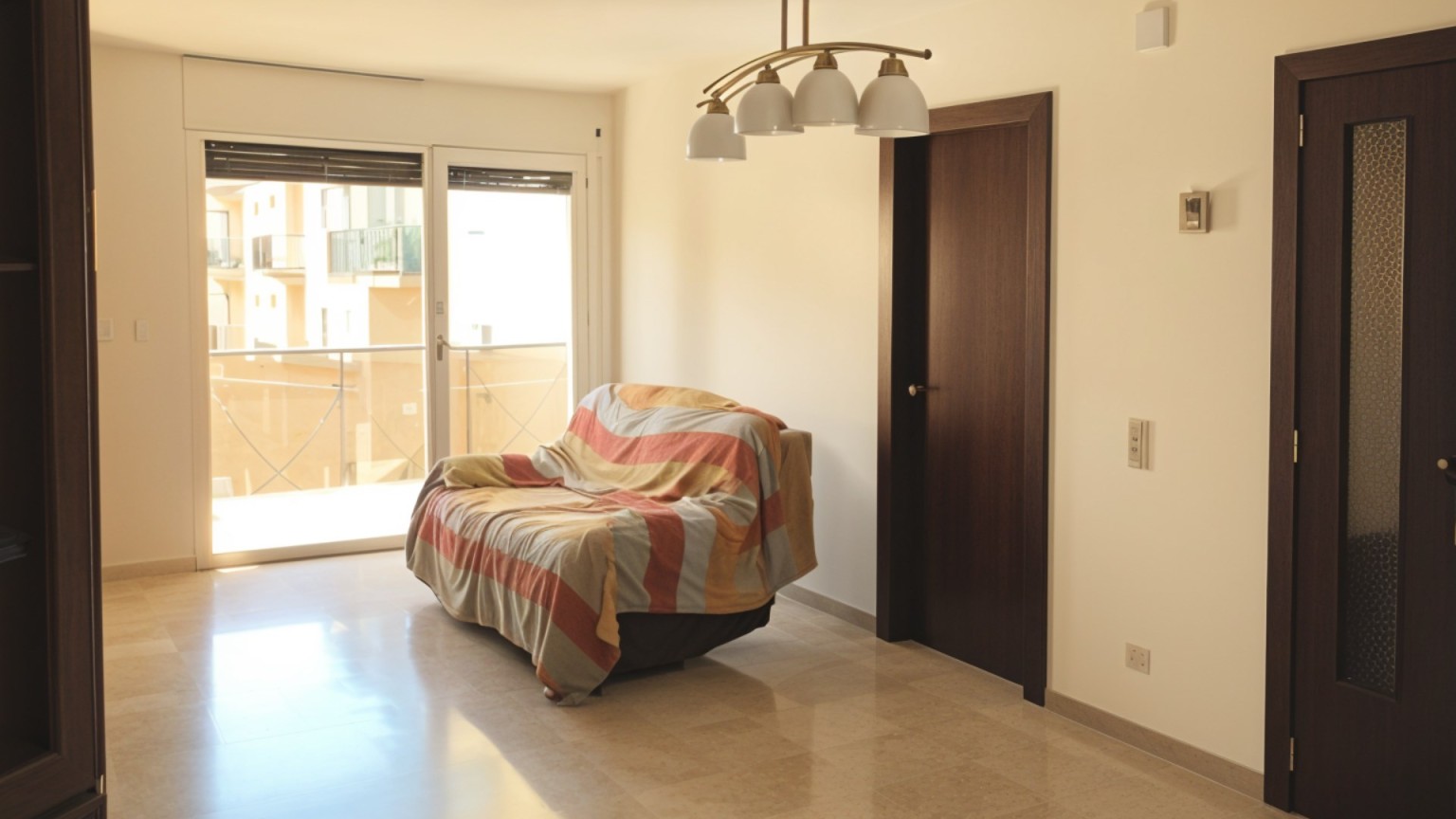 3-bedroom flat for sale, Creu de la Mà area