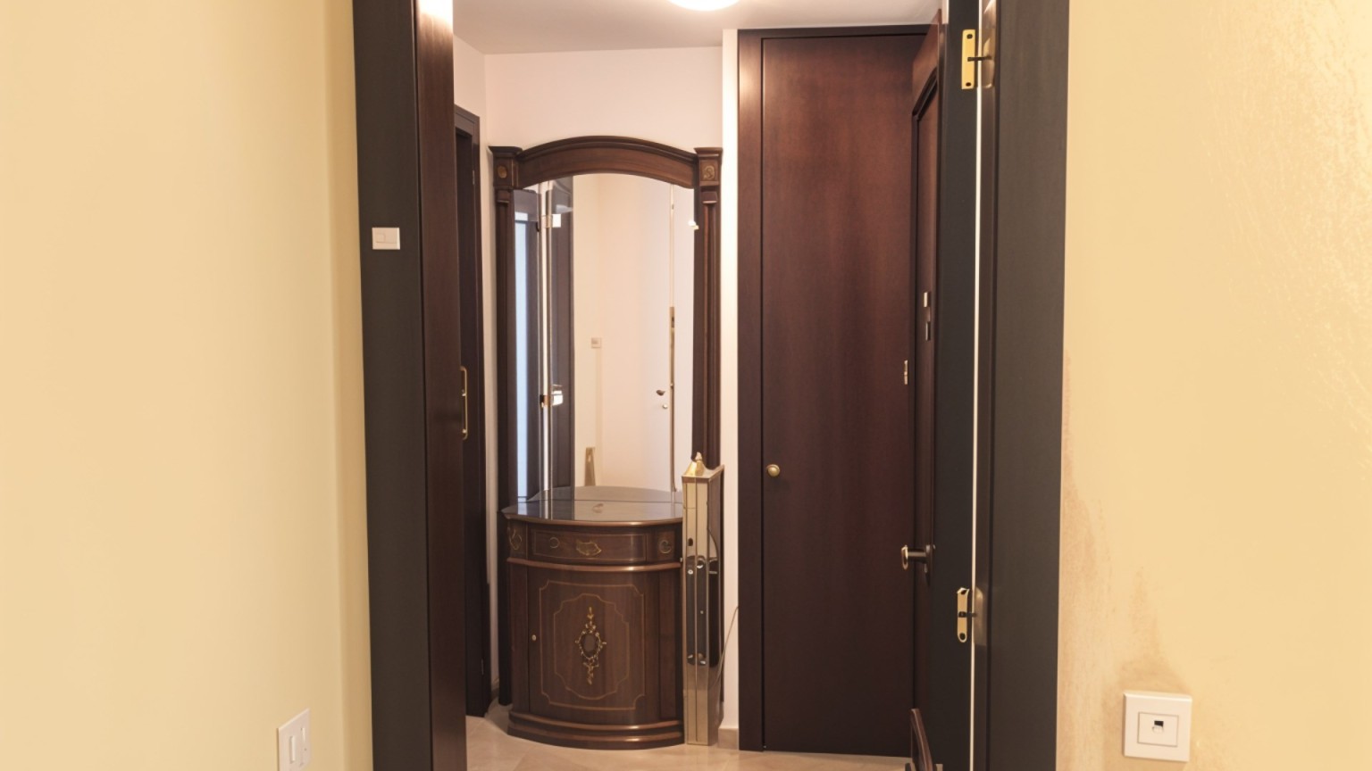 3-bedroom flat for sale, Creu de la Mà area