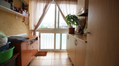 Appartement central à Roses, avec 4 chambres, 2 salles de bains, ascenseur.