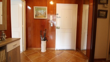 Appartement central à Roses, avec 4 chambres, 2 salles de bains, ascenseur.