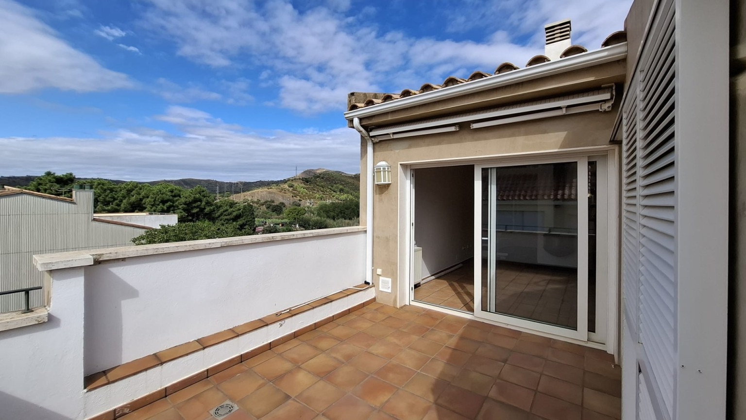Fantastic penthouse for rent in La Vila