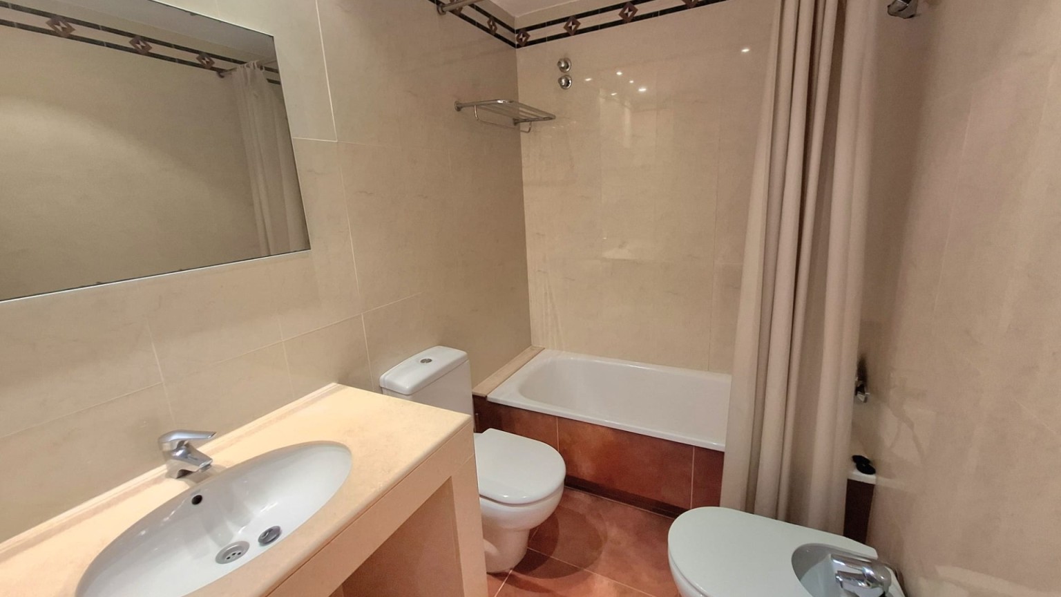 Fantastic penthouse for rent in La Vila
