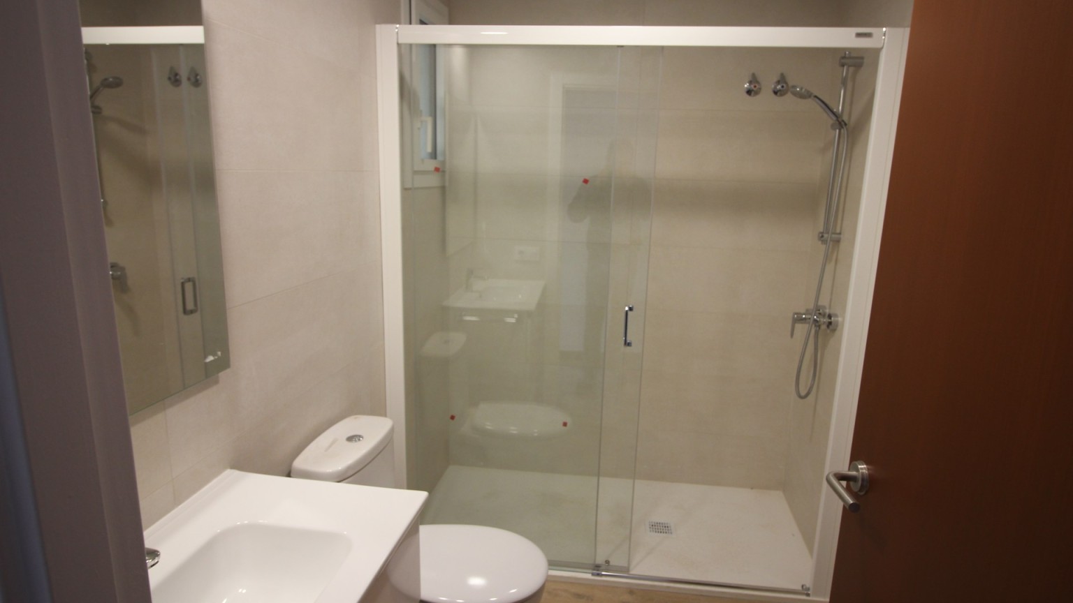 Pis de lloguer de 90 m² a Salt