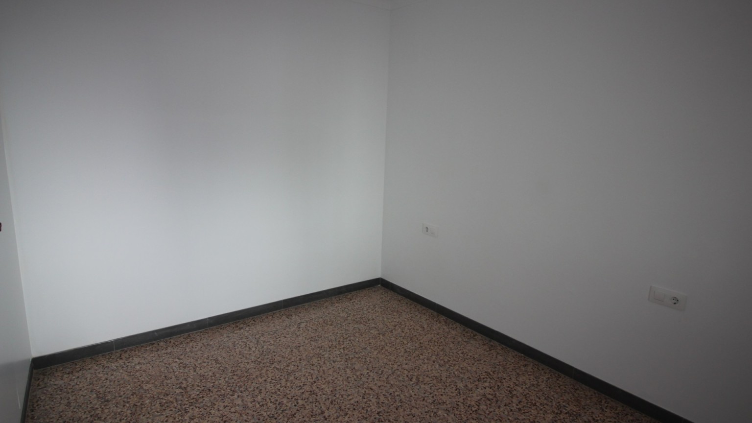 Pis de lloguer de 90 m² a Salt